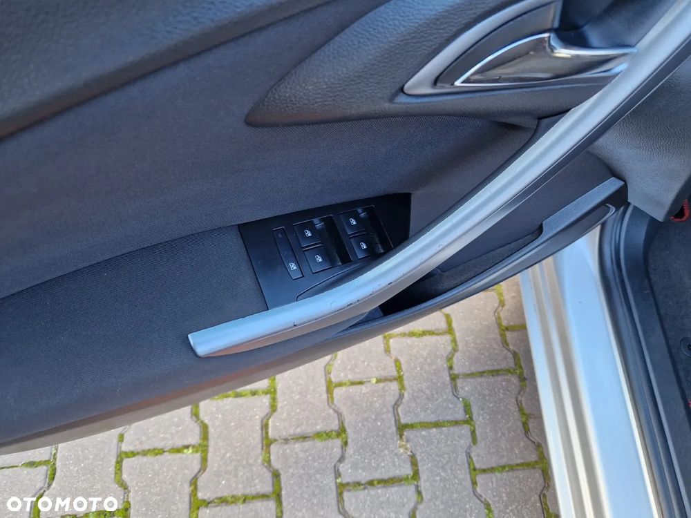 Opel Astra 1.4 Turbo Sports Tourer - 10