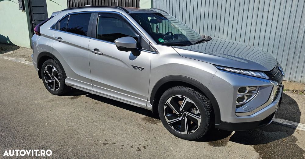 Mitsubishi Eclipse-Cross 4WD Plus Select - 3
