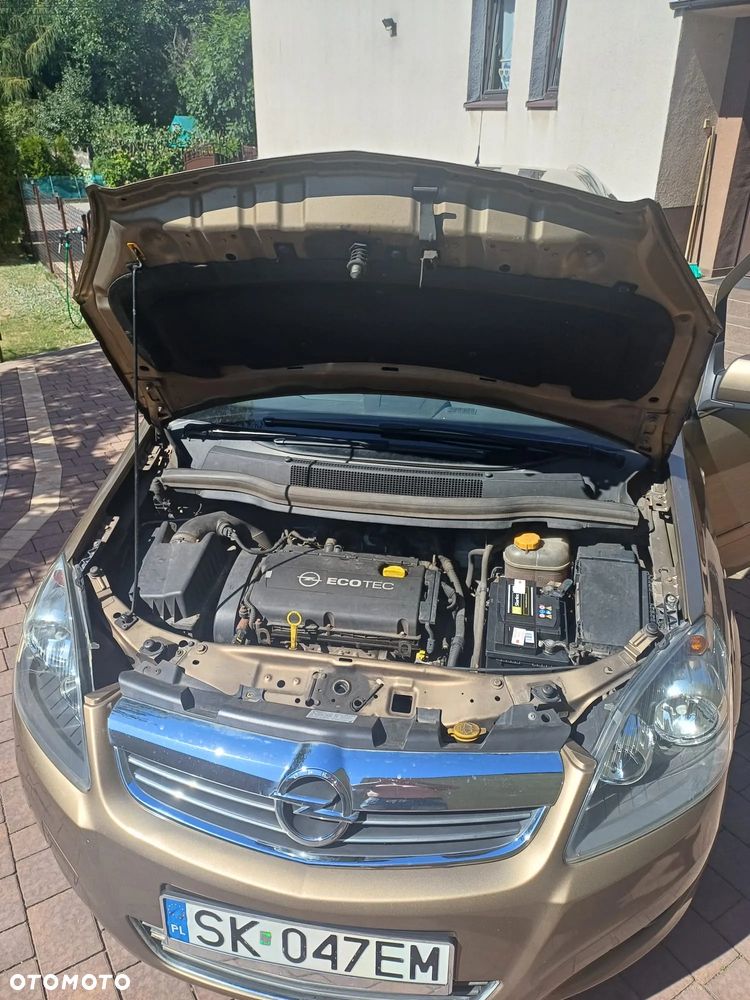 Opel Zafira 1.6 Enjoy - 14