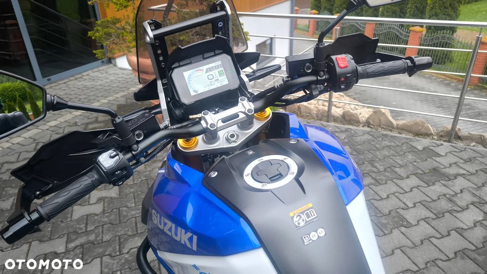 Suzuki DL - 20