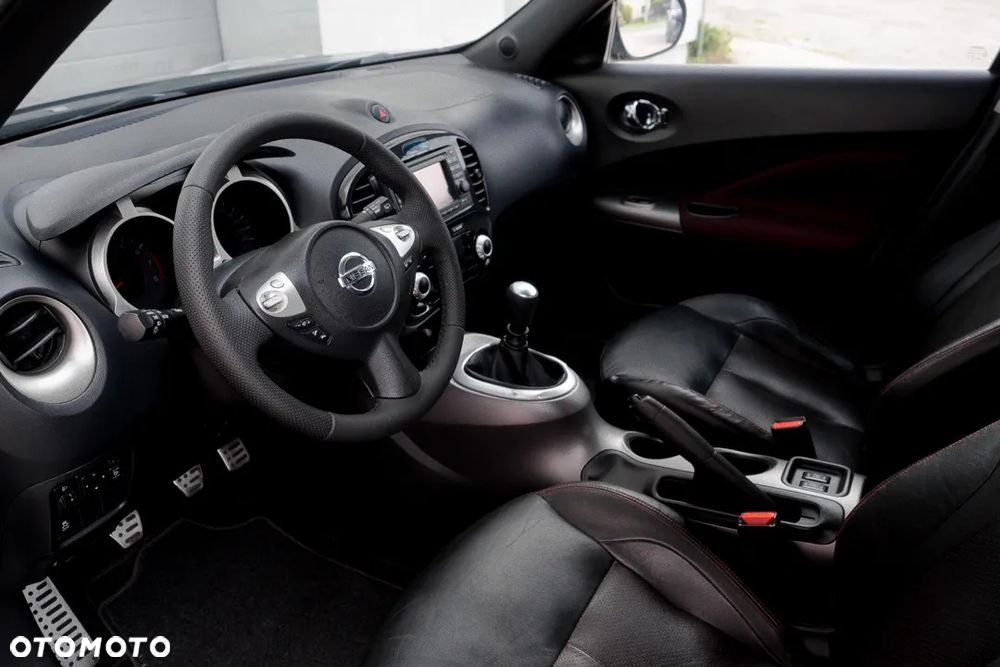 Nissan Juke 1.6 T Tekna - 14