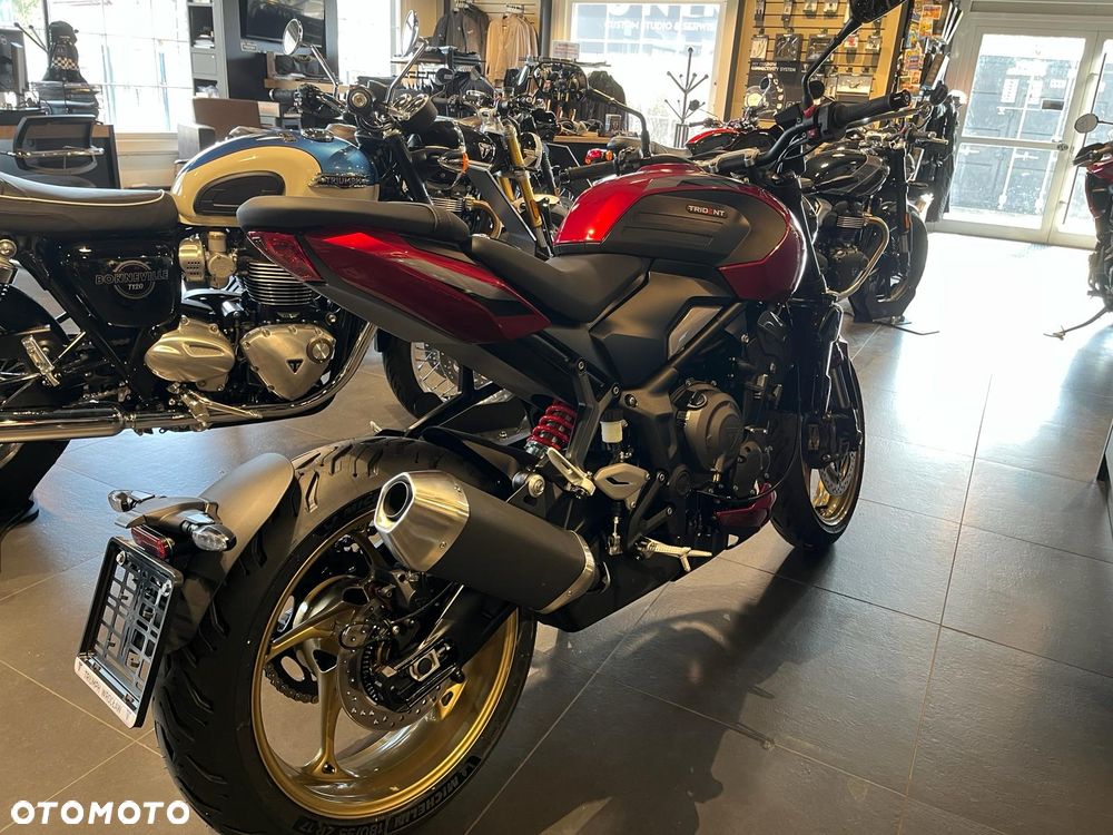 Triumph Trident - 11