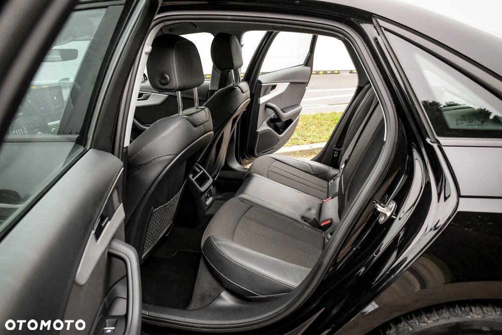 Audi A4 Limousine 35 TFSI S tronic - 24