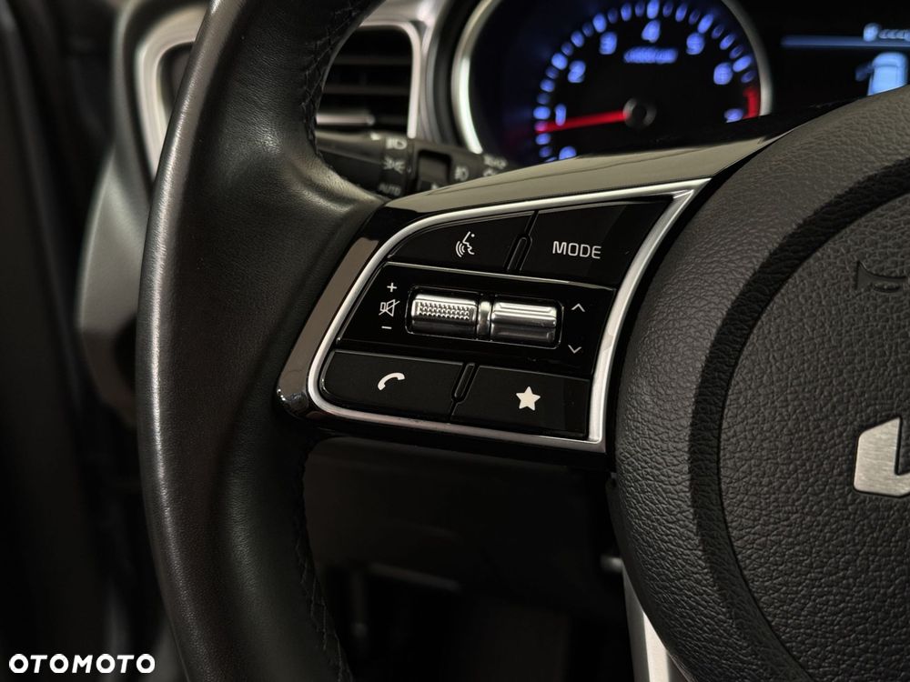 Kia Ceed - 17