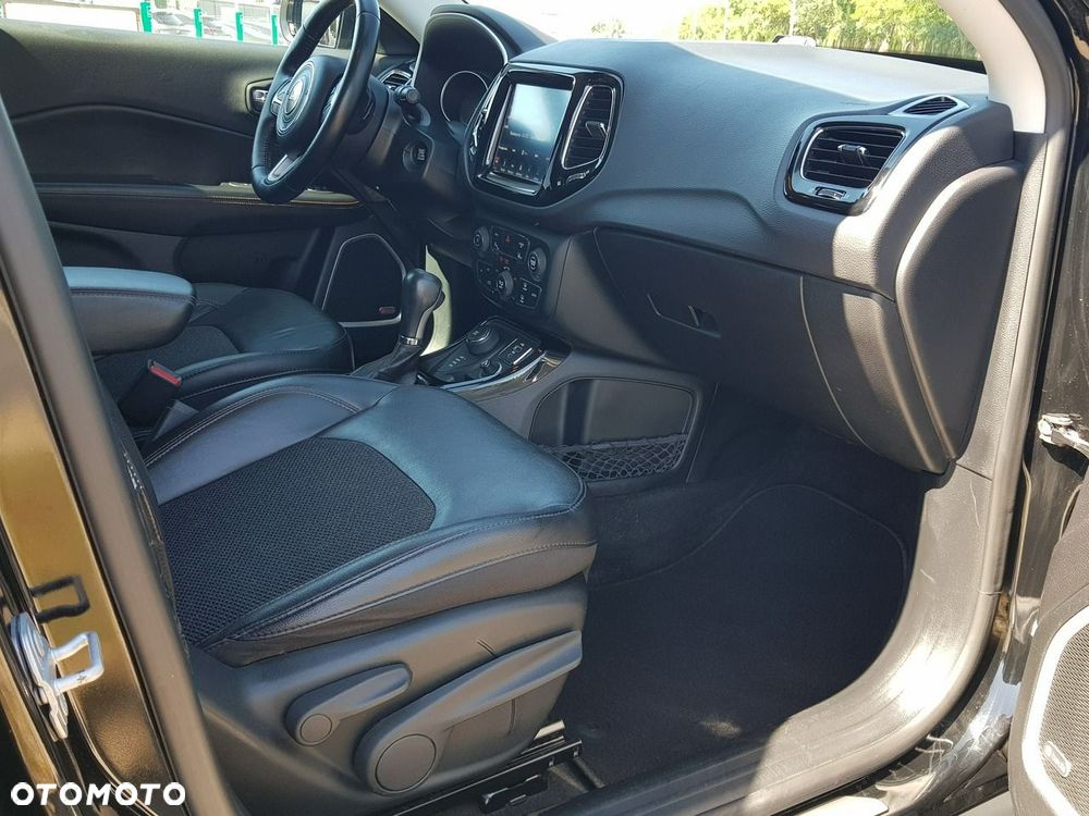 Jeep Compass 2.0 MJD Limited 4WD S&S - 17