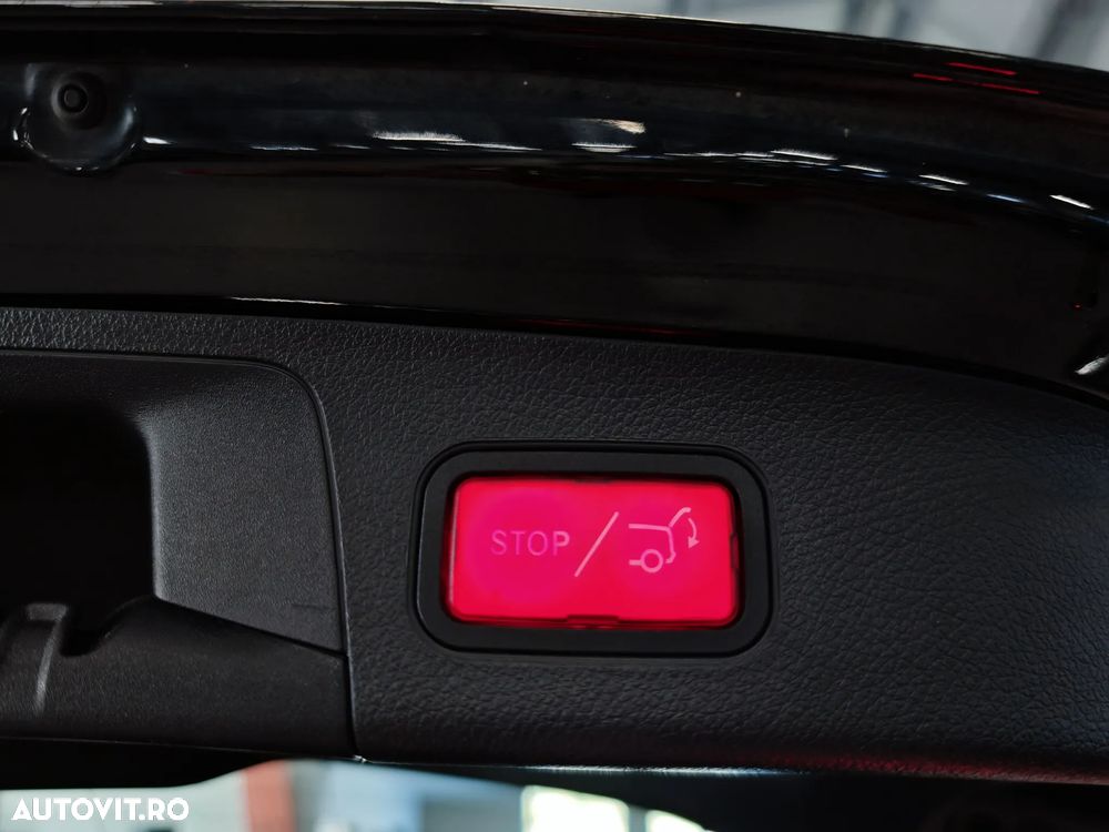 Mercedes-Benz GLA 250 e 8G-DCT - 33