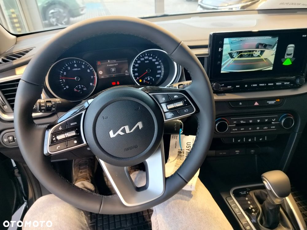 Kia XCeed ver-1-5-t--gdi-m-dct - 11