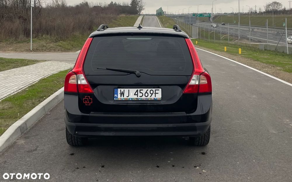 Volvo V70 2.4D Kinetic - 7