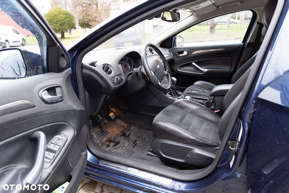 Ford Mondeo SW 2.0 Titanium - 10