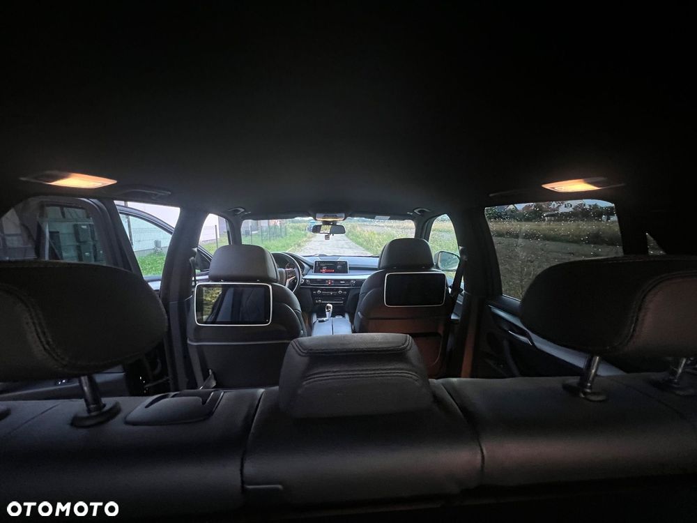 BMW X5 xDrive25d - 13