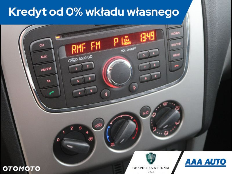 Ford Focus - 13