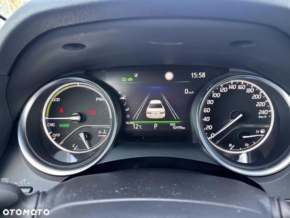Toyota Camry 2.5 Hybrid Comfort CVT - 11