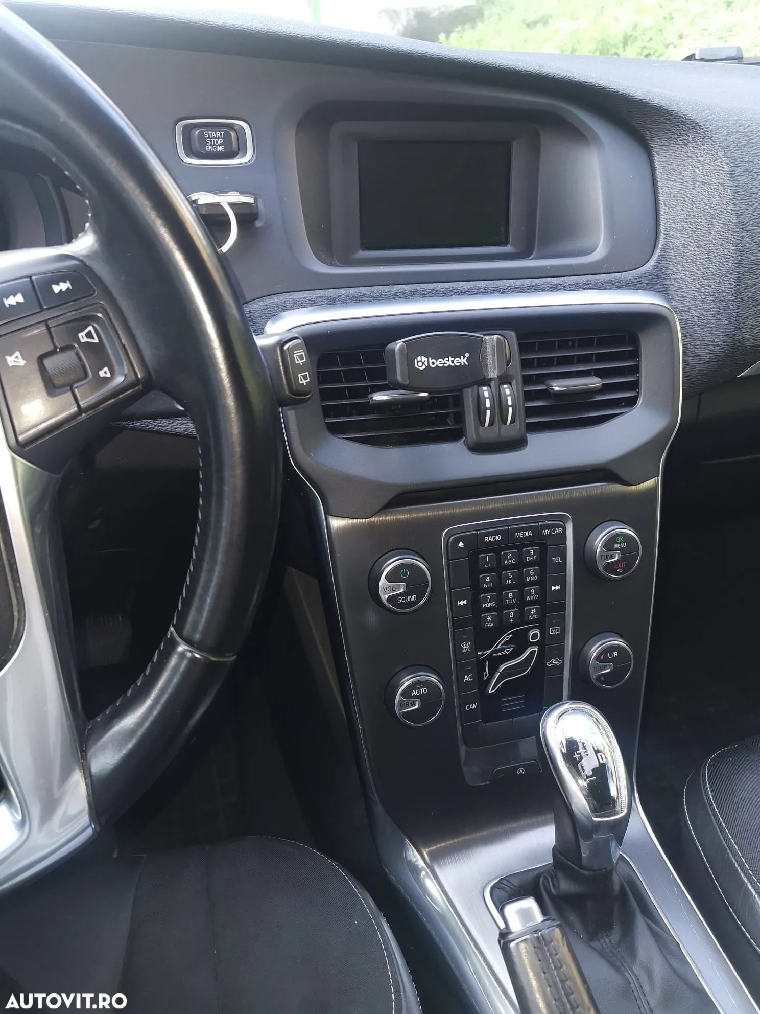 Volvo V40 Cross Country D3 Geartronic Momentum - 11