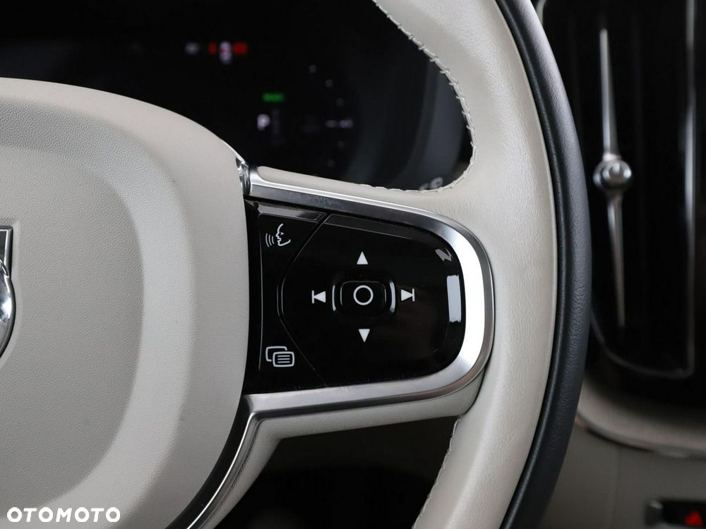 Volvo XC 60 T6 AWD Recharge Core - 30