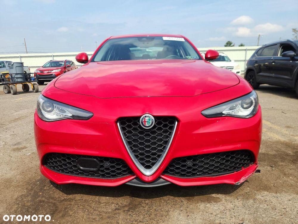 Alfa Romeo Giulia - 6