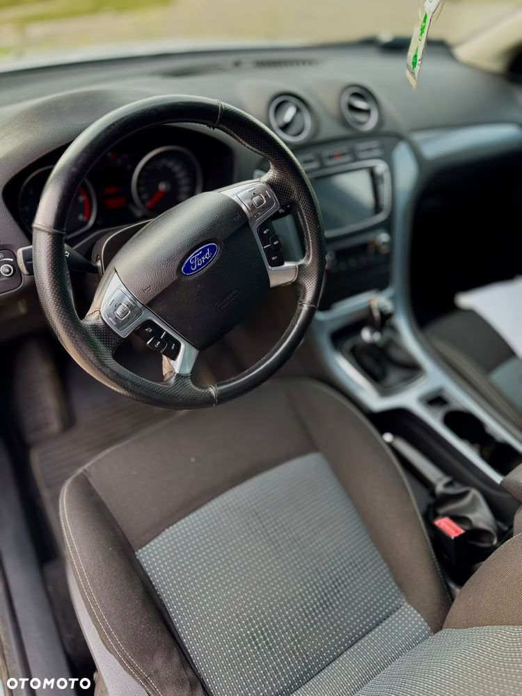 Ford Mondeo - 6