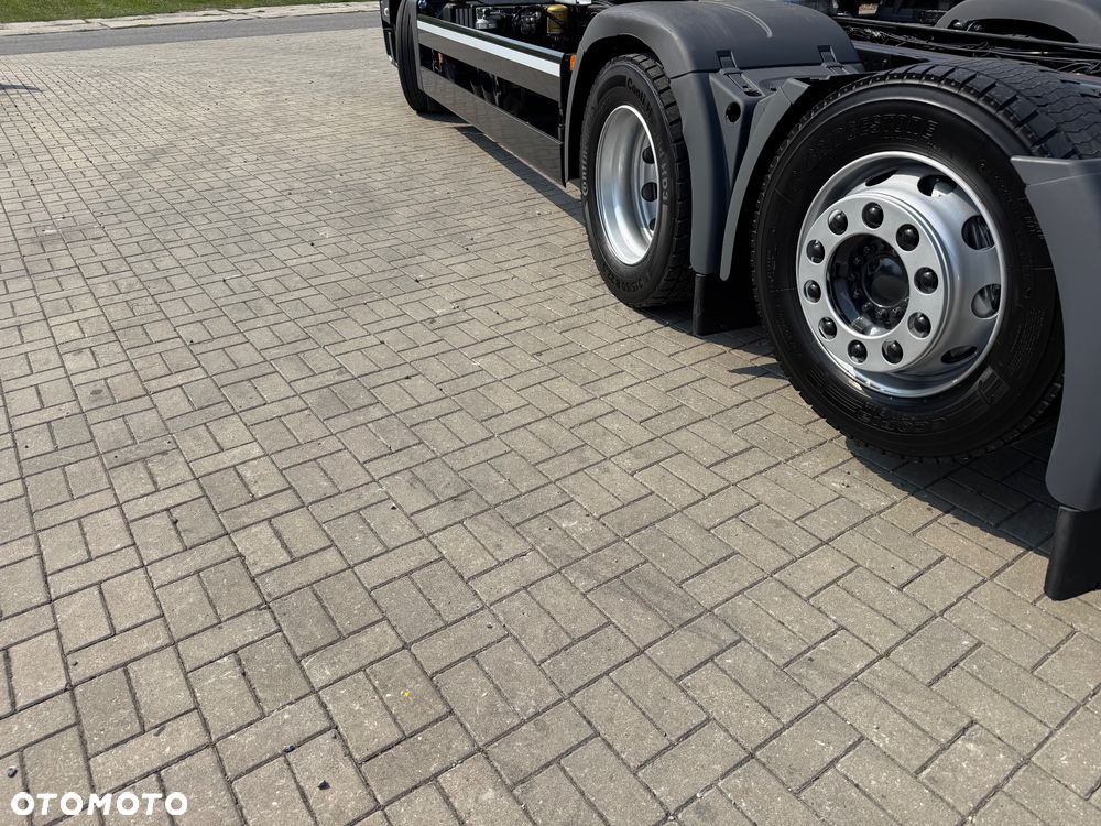MAN TGX - 21