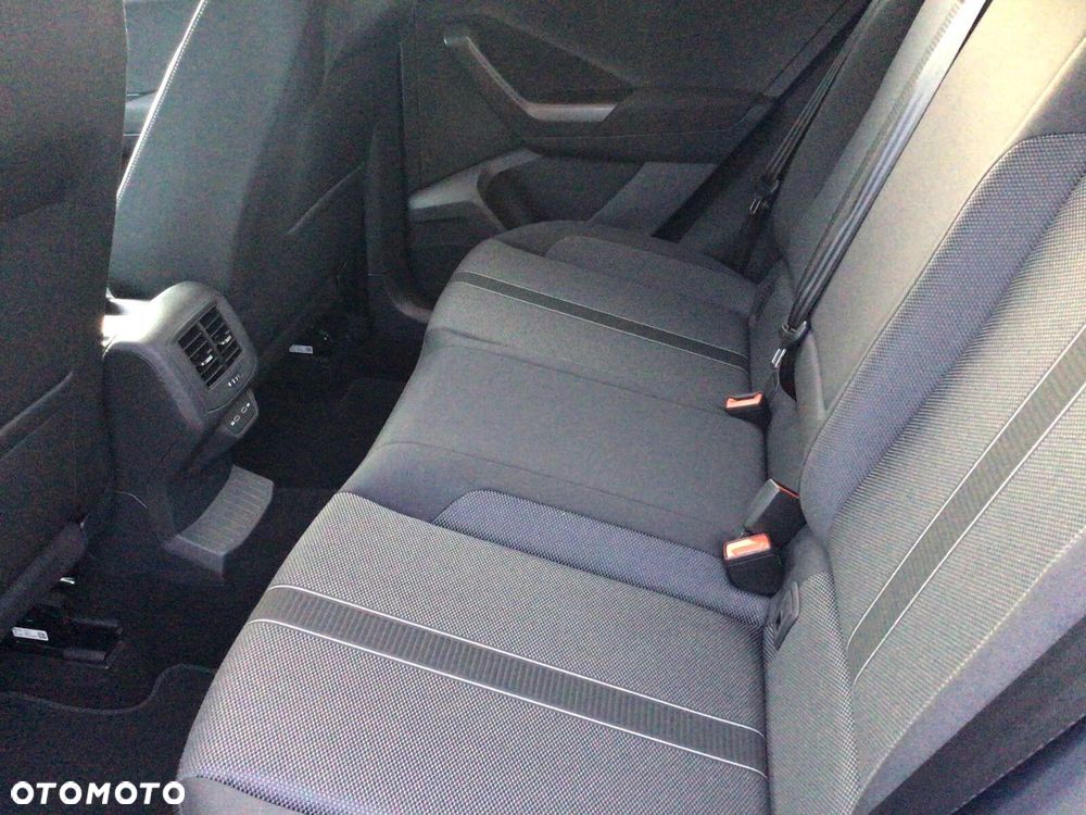 Volkswagen T-Roc 1.5 TSI Life Plus DSG - 28