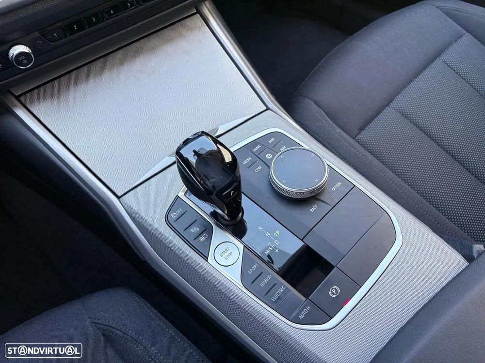 BMW 330 e Corporate Edition Auto - 53