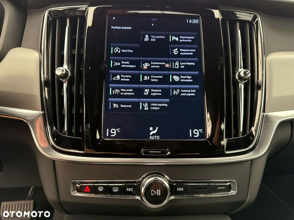 Volvo S90 - 27