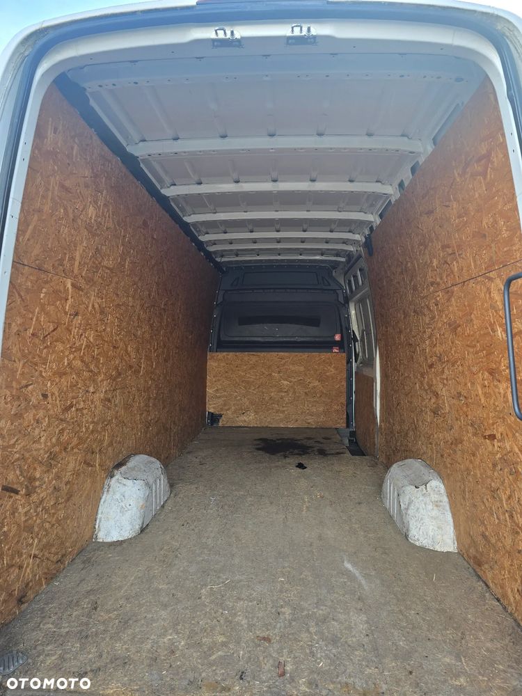 Volkswagen Crafter - 8