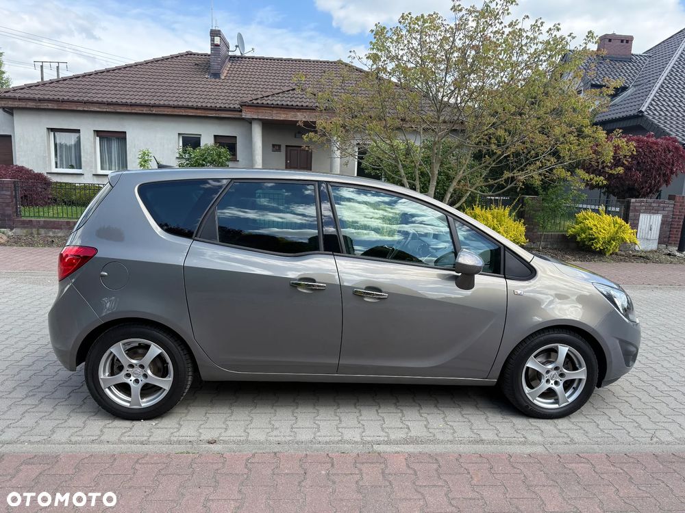 Opel Meriva 1.4 T Cosmo - 15