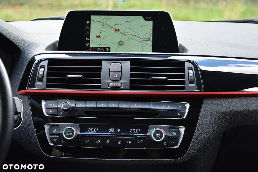 BMW Seria 1 118i Sport Line - 26