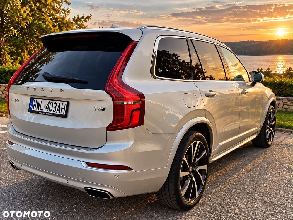 Volvo XC 90 - 7