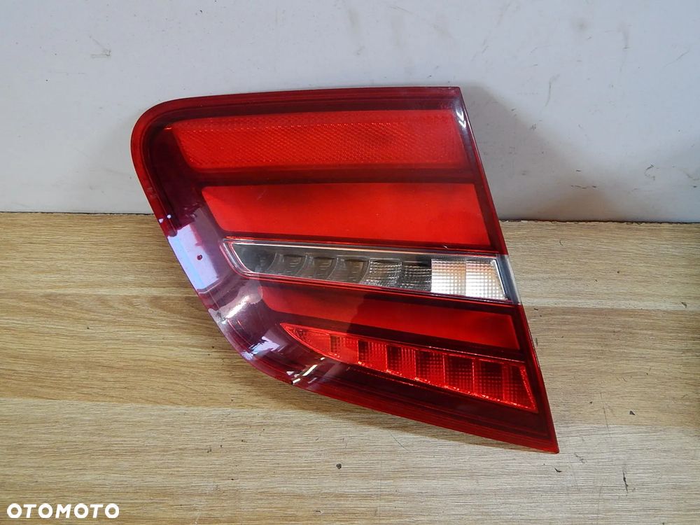 Lampa tył tylna LED klapy narożna Mercedes W246 B-klasa 11-18 LIFT Łuków części - 4