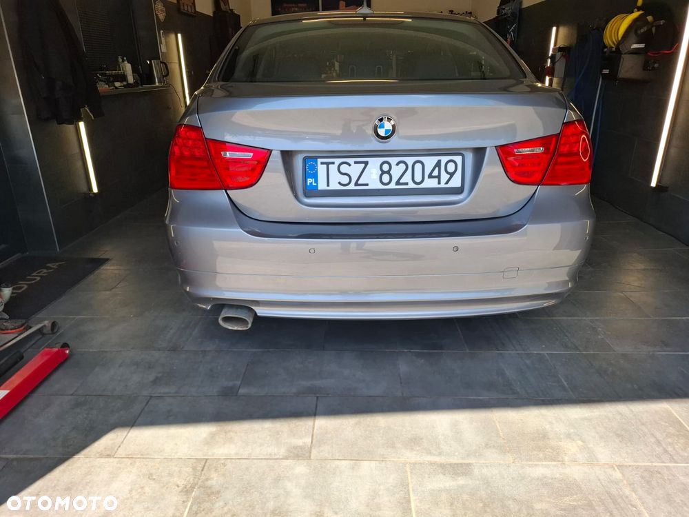 BMW Seria 3 - 12
