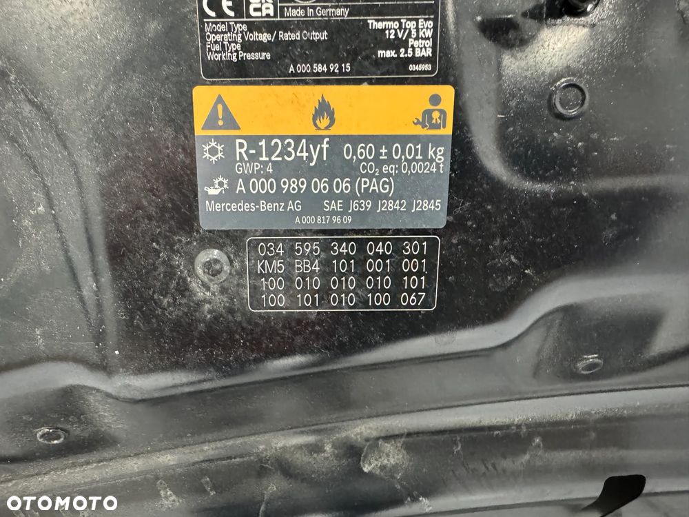 MASKA POKRYWA SILNIKA MERCEDES GLC X254 C254 W254 CZARNA KOD 040 - 11
