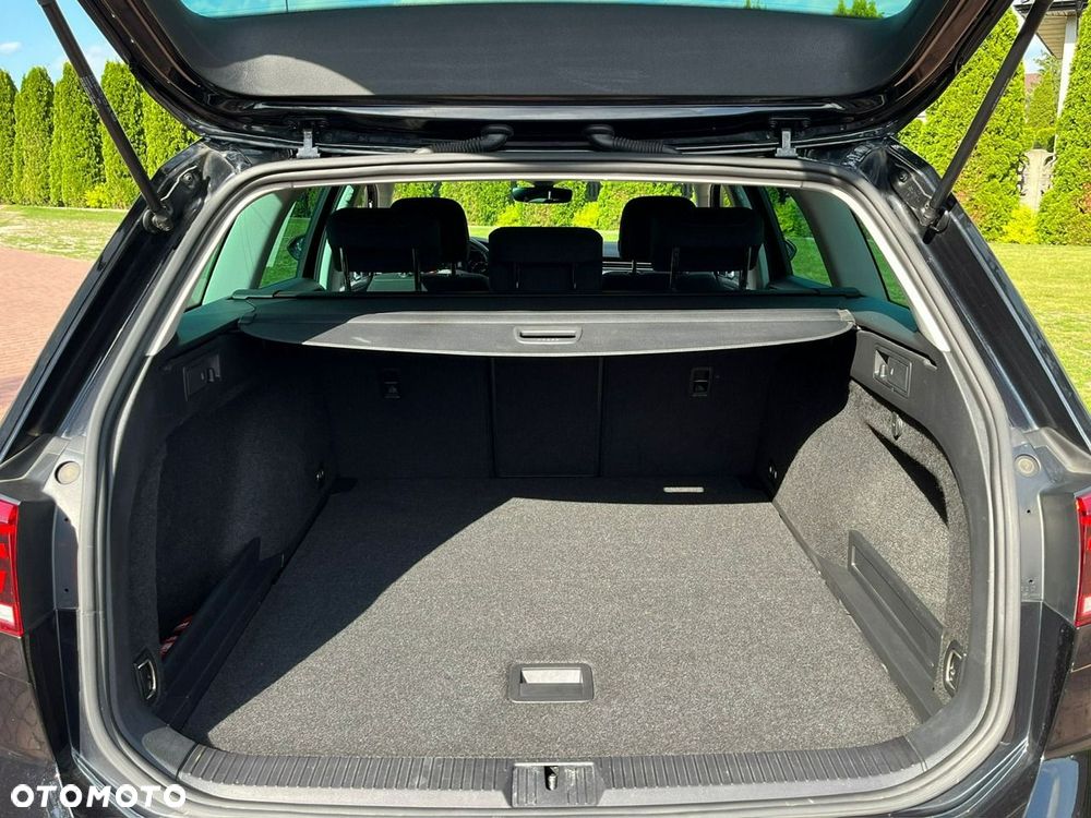 Volkswagen Passat 1.5 TSI EVO Business DSG - 40