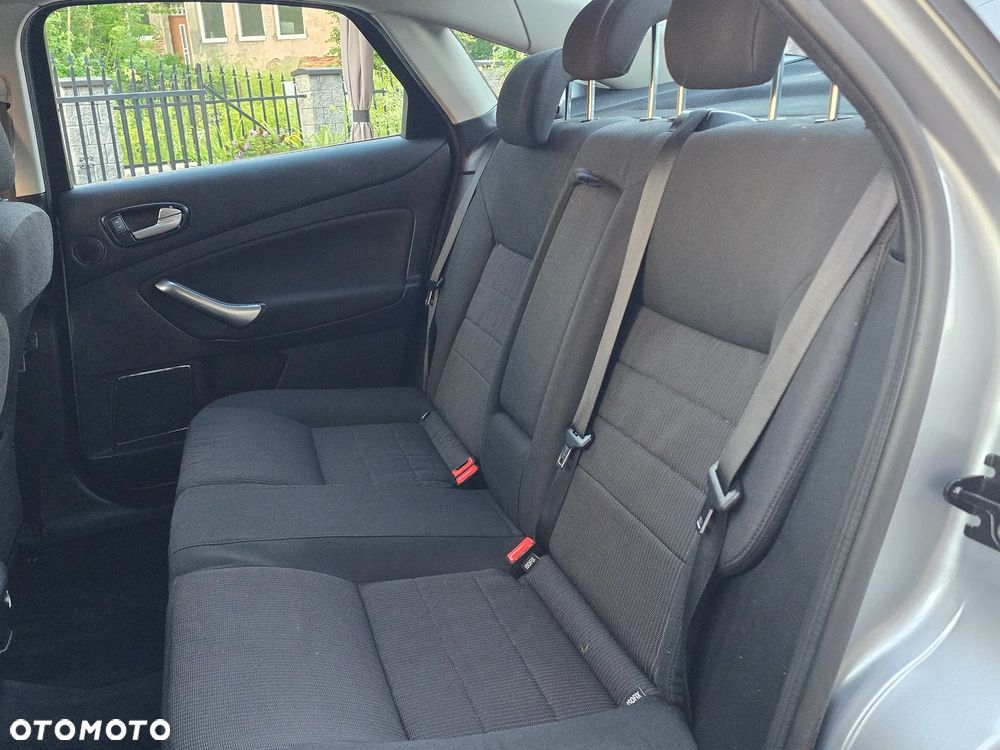 Ford Mondeo 2.0 Viva Titanium - 20