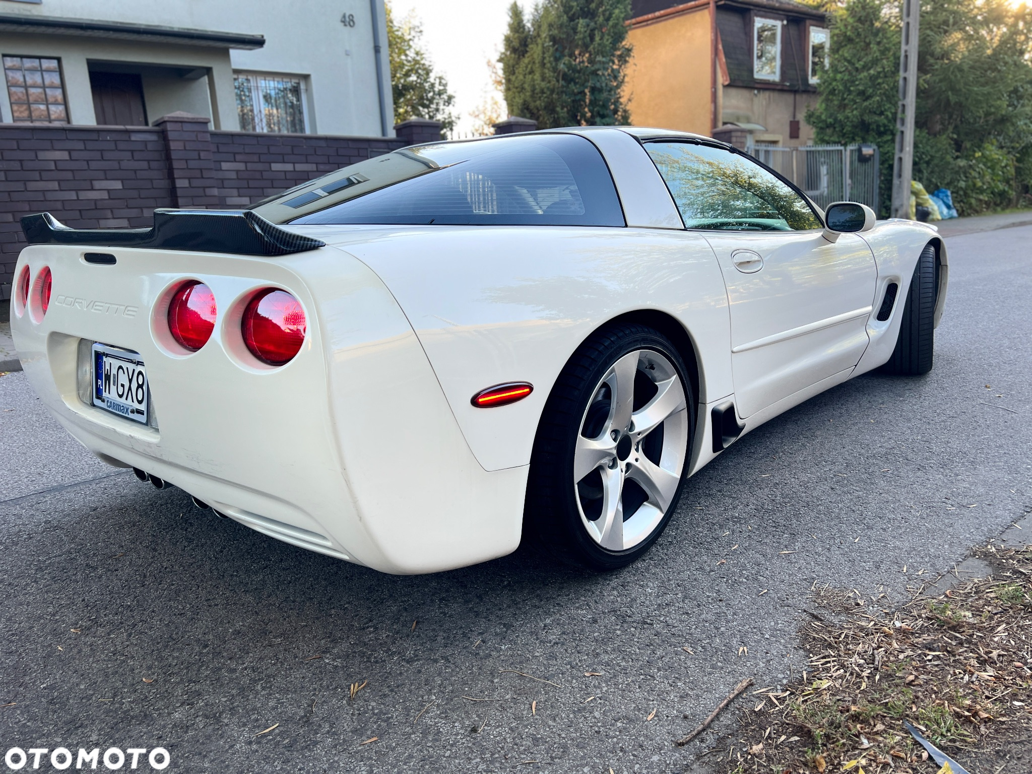 Chevrolet Corvette - 11
