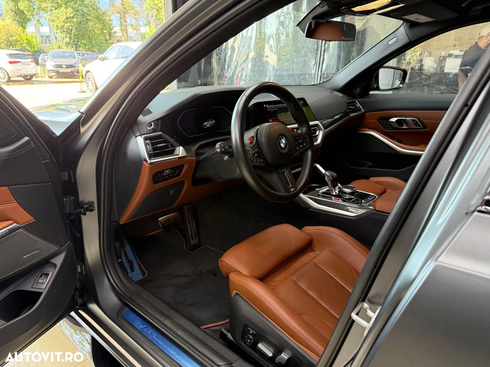 BMW M3 Competition xDrive AT - 25