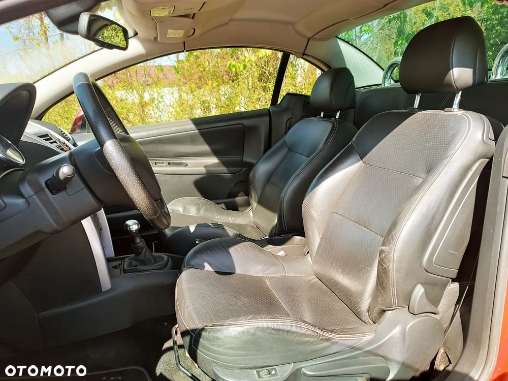 Peugeot 207 CC 150 THP Platinum - 12