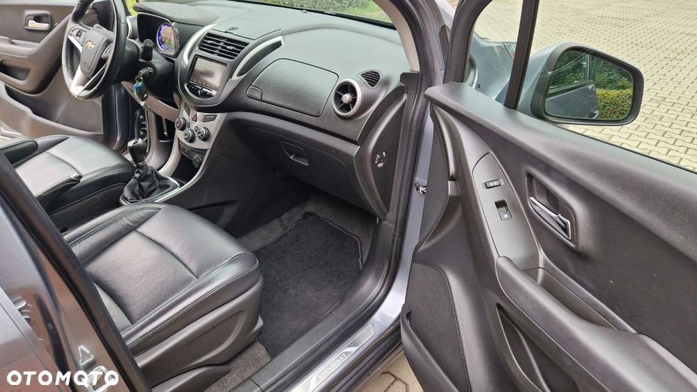 Chevrolet Trax 1.7 D LT - 17