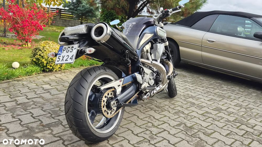 Yamaha MT - 40