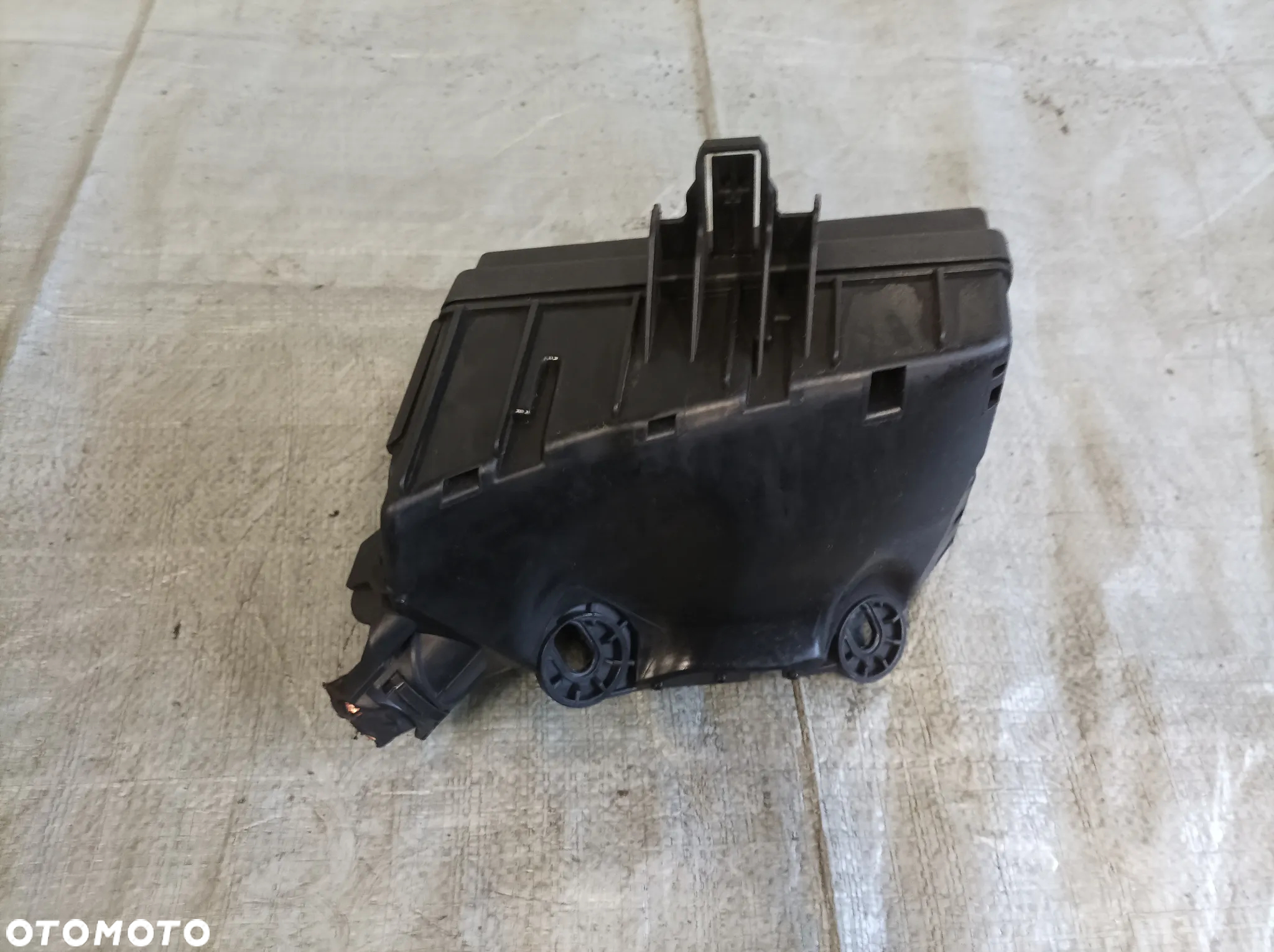 Skoda VW Audi obudowa skrzynki bezpieczników 5Q0907361D - 2