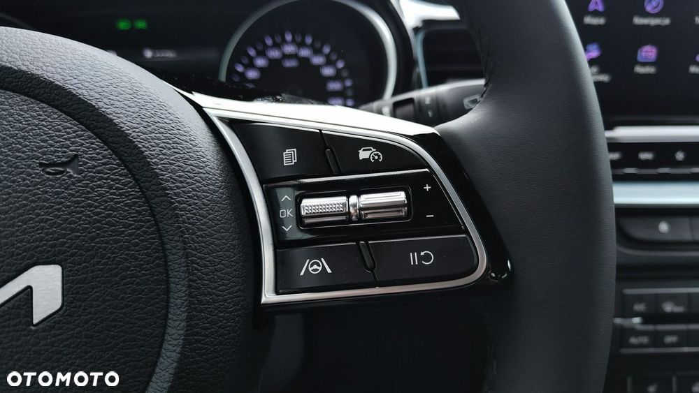 Kia XCeed 1.6 T-GDI Tribute DCT - 18