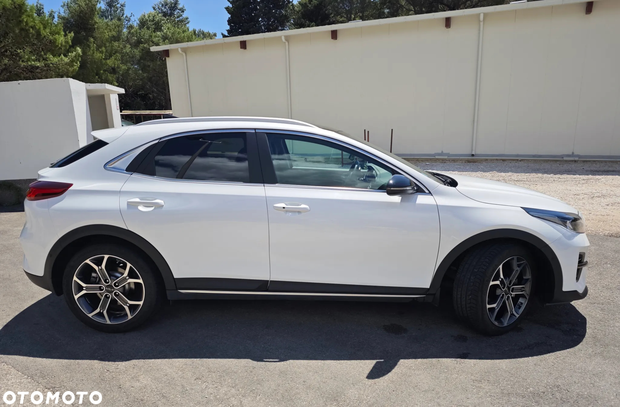 Kia XCeed 1.5 T-GDI Business Line DCT - 4