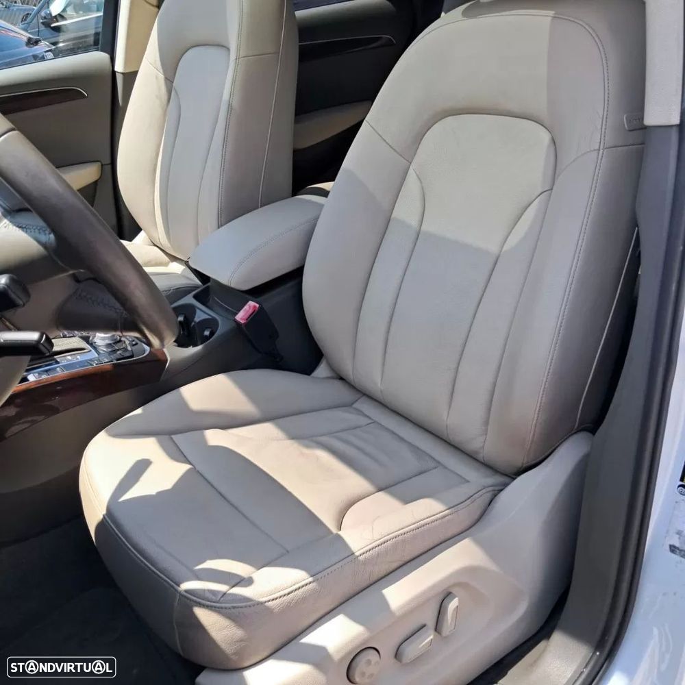 Audi Q5 2.0 TFSI quattro Advance Tiptronic - 16