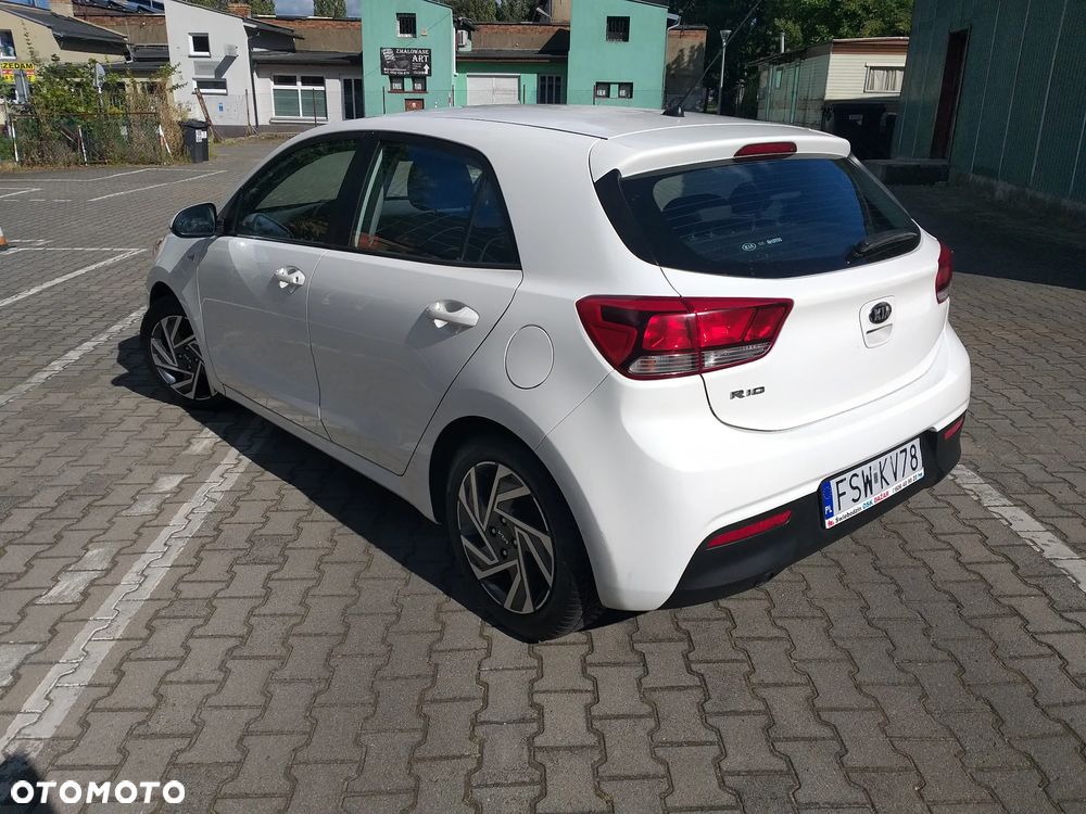 Kia Rio 1.2 M - 7