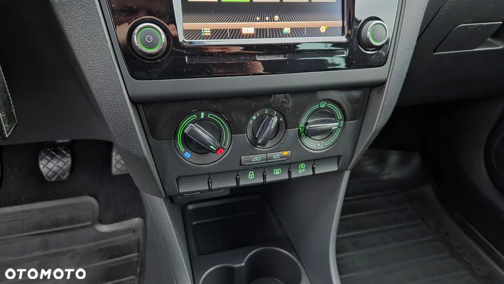 Skoda RAPID 1.0 TSI Ambition - 21