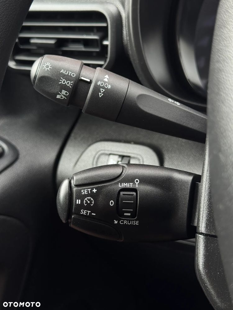 Toyota Proace City - 26