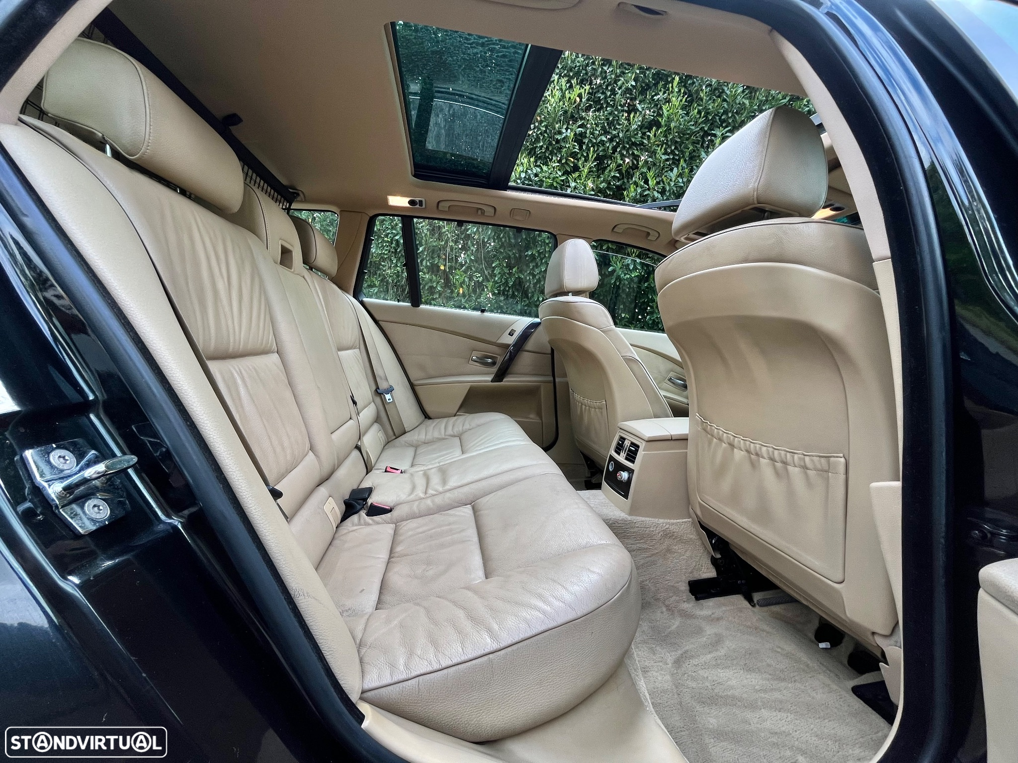 BMW 520 d Touring 17 - 8