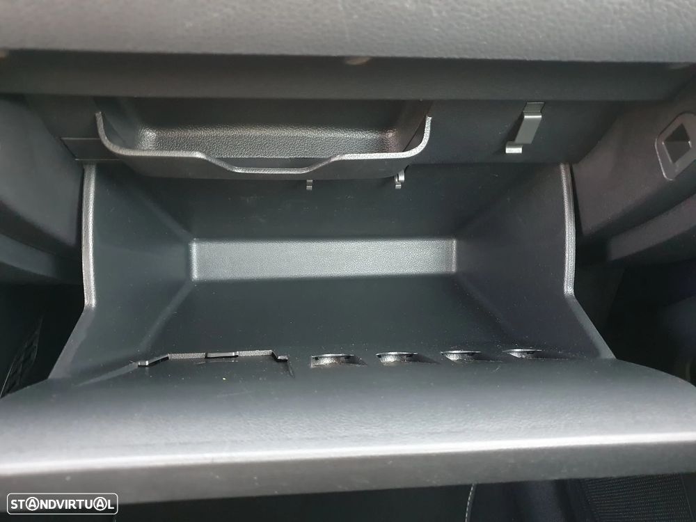 VW Up! 1.0 BMT Move - 32