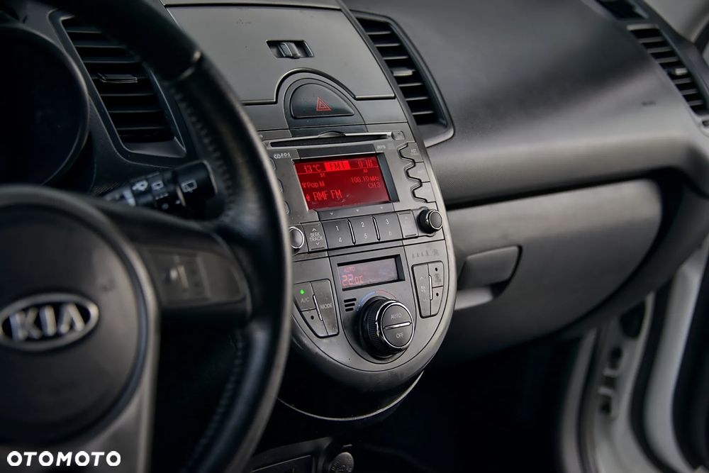 Kia Soul 1.6 CVVT Black Collection - 25
