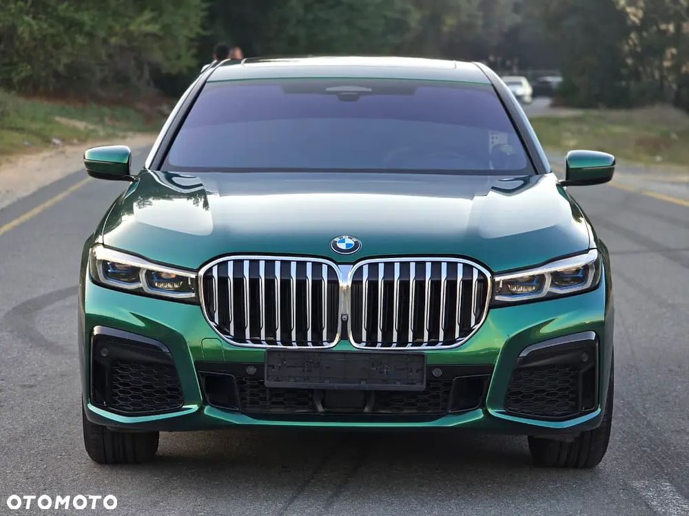 BMW Seria 7 750Li xDrive - 6