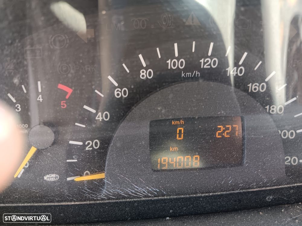 Mercedes-Benz Vito 111 CDi/34 6L Longo - 6